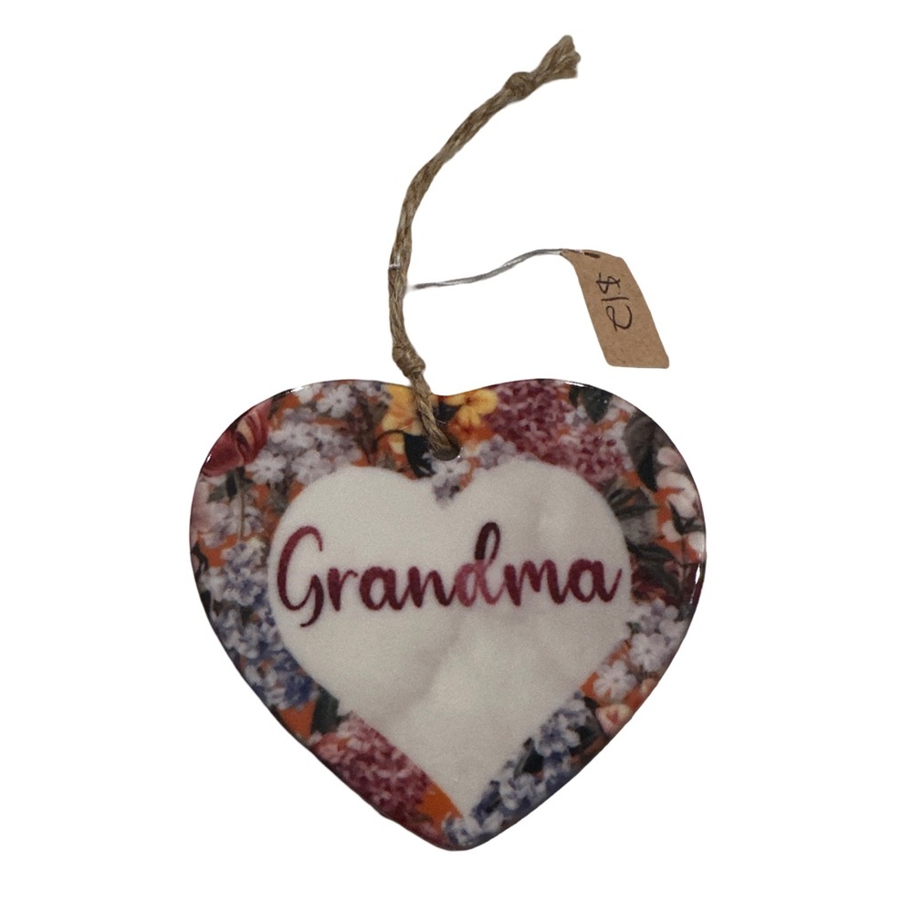 Floral Ceramic “Grandma” Heart Ornament – Gift Ready Keepsake